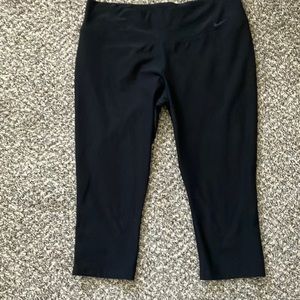 Nike crop leggings